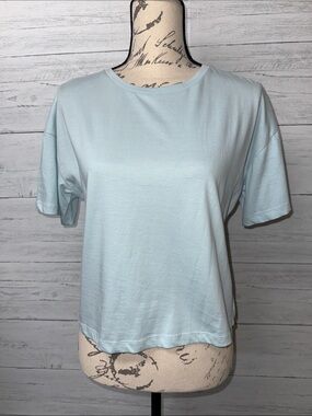 NWT Powder Blue Crewneck Women's Cropped Tee by ISA & ELLA